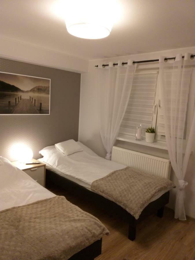 Pokoje Goscinne Venezia Czaplinek Buitenkant foto